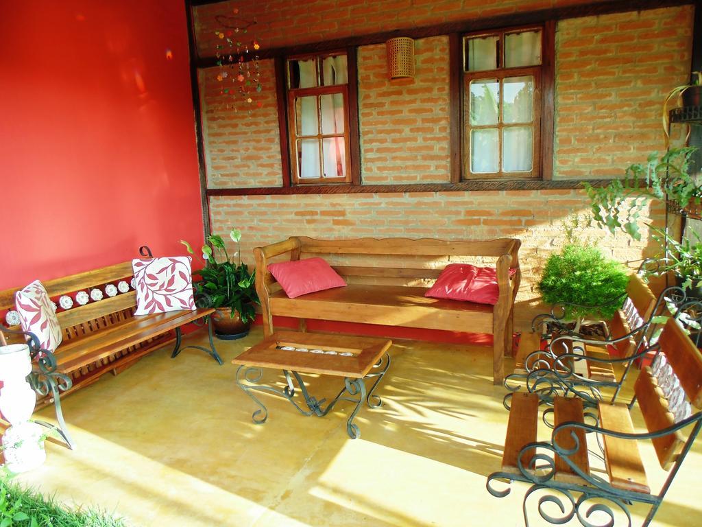 Encantos Do Vale Pousada E Spa Cultural Bueno Brandão 外观 照片